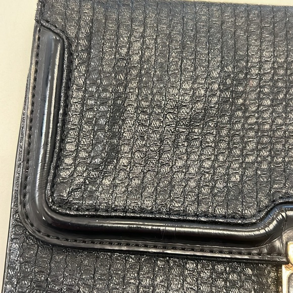 💕HP💕Stella McCartney black faux leather and gold clutch - Picture 8 of 16